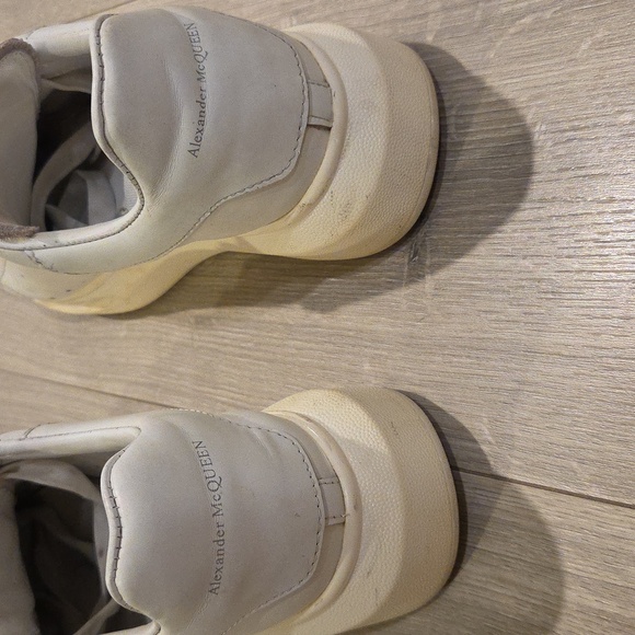 Alexander McQueen White Oversized Sneakers - Picture 5 of 5